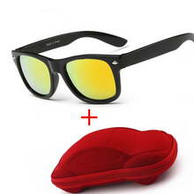 Load image into Gallery viewer, Cool 6-15 Years Kids Sunglasses With Case