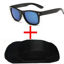 Load image into Gallery viewer, Cool 6-15 Years Kids Sunglasses With Case