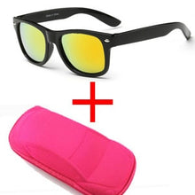 Load image into Gallery viewer, Cool 6-15 Years Kids Sunglasses With Case