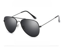 Load image into Gallery viewer, Metal Sunglasses Men Black White