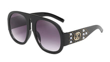 Load image into Gallery viewer, Big Frame Pearl Rivet Sunglasses Women