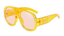 Load image into Gallery viewer, Big Frame Pearl Rivet Sunglasses Women