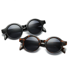 Load image into Gallery viewer, Retro Small Round Sunglasses Women