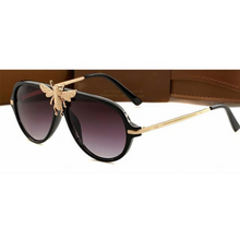 Load image into Gallery viewer, Retro Sunglasses Women Fashion Shades