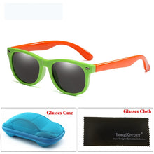 Load image into Gallery viewer, Mirror Kids Sunglasses with Case