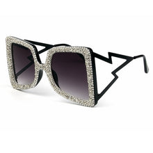 Load image into Gallery viewer, Diamond Oversize Sunglasses Women