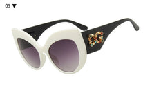 Load image into Gallery viewer, 2019 New Fashion Ladies Oversized Cat Eye Sunglasses Women