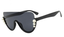 Load image into Gallery viewer, Luxury Pearl Sunglasses Women 2019