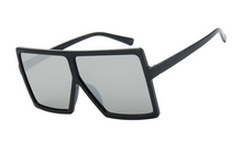 Load image into Gallery viewer, Oversized Sunglasses Women