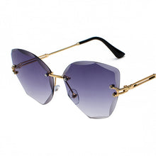 Load image into Gallery viewer, Sunglasses Women Diamond Trimming