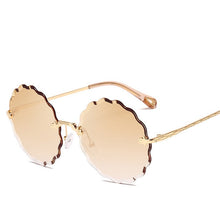 Load image into Gallery viewer, Round Sunglasses Female Flower Shaped Metal