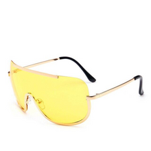 Load image into Gallery viewer, American Stylish Sunglasses Women