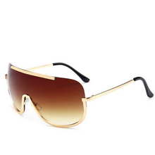 Load image into Gallery viewer, American Stylish Sunglasses Women