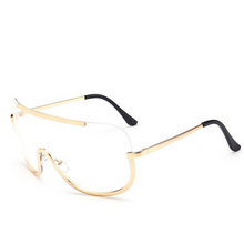 Load image into Gallery viewer, American Stylish Sunglasses Women