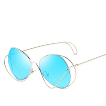 Load image into Gallery viewer, Sunglasses Women Men Hollow Sunglass