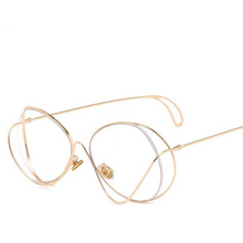 Load image into Gallery viewer, Sunglasses Women Men Hollow Sunglass