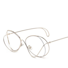 Load image into Gallery viewer, Sunglasses Women Men Hollow Sunglass